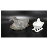 Glassware, includes nesting duck and milk glass