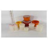 Tupperware containers, two bowls without lids