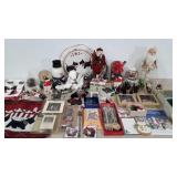 Christmas holiday decor, ornaments, table runner,