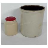 Stoneware crock and pommery stoneware jar