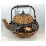 Leaf cutout Teapot design basket with lid