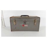 Craftsman 18" metal toolbox and contents