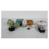 Trinket boxes, ten total