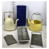 Kitchenware: tea pots, ice trays, shredders