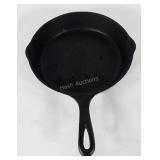Wagnerware cast iron skillet, 10.5"
