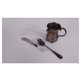 Sterling pieces, a spoon, a knife and cream