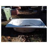 Fiberglass Bathtub, Outdoor stored condition
