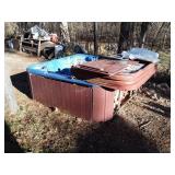 Hot Tub with Cover Top, untested and Outdoor