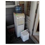 GE Smart Water Dispenser, plus Igloo ice case