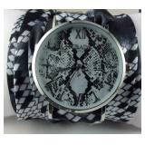 Strada fabric wrap band wrist watch new runs
