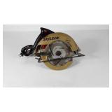 Skilsaw, 2.5 hp, 7 1/4" circular saw, works
