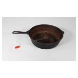 Cast iron 10" no. 8 chicken fryer