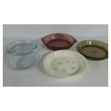 5 pie plates, brands include Pyrex and Fire King