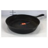 10 1/2 cast iron skillet