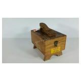 Kiwi brand oak shoe shine kit, includes brushes