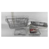 Catering serviceware, aluminum pans and lids, and