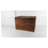 Wooden crate with hinged lid, some damage, 22" ×