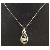 Black & White Diamond Necklace, 3.8 grams, size