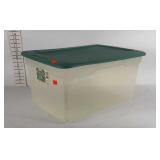 Sterilite 58 quart tote with lid