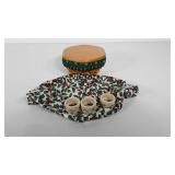 Longaberger 1999 hexagon basket with lid and