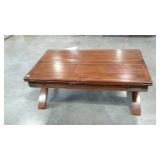 Center room coffee table, extends, veneer damage