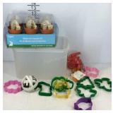 Plastic container with flower pot cupcake kit and