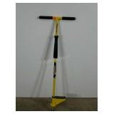 Hound Dog brand weeding tool