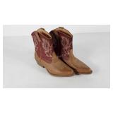 Vegan boots, size 6.5, gently worn