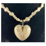 White howlite beaded necklace 20in, 271.50ctw