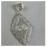 2.10 gr Sterling silver marquise shape floral
