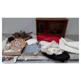 Mixed group, placemats, crate, winder, flowerpot