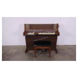Baldwin Fun Machine electric organ with bench