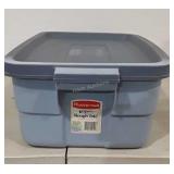 Rubbermaid 10 gallon Storage Tote