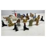 Wade England figurines 32