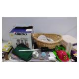 Group of miscellaneous goods,  includes an