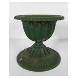 Cast iron urn planter 7x7