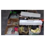 Skid lot: clear glass, lids, candles, baking pans