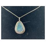 Sterling silver and green stone with chain 22in