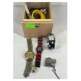 Cigar box with watches, Five are running with new
