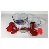 Anchor Hocking glass nesting mixing bowls with
