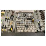 Tool kit set, is missing a few pieces