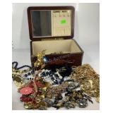 Jewelry box with jewelry