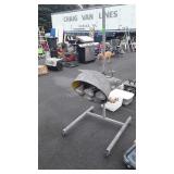 Shop Light, holds 7 Bulbs, 18" shade, on roller