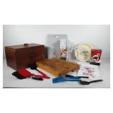 Kitchenware: wooden Bread Box, two cutting