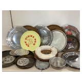 Serving trays, baskets and bakeware