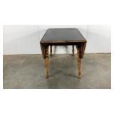 Drop leaf dining table, 54x38 when fully extended
