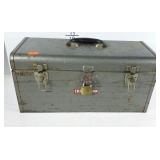 Craftsman 20" toolbox. No interior tray. Shows