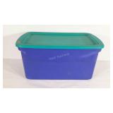 Sterilite 35 gallon tote with lid. 32"×19"×15".