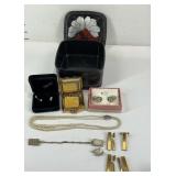 Jewelry box with pearl earrings, compact, sweater