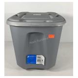 Storage tote with lid, 10 gallon